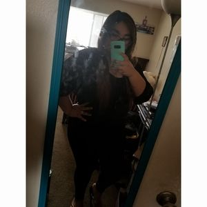 Meet your Posher, Itzel